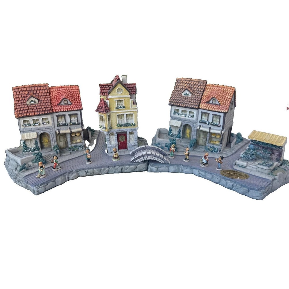 OLSZEWSKI Miniatures Hummel Kinderway Village 7 Figures Bridge